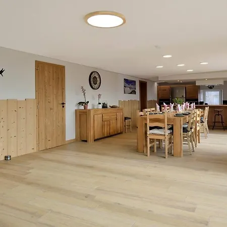 بيت للعطل La Croisee Pierre